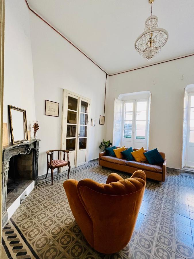 Apartament Antica Dimora La Madonnina, Residenza Storica Con Vista Incantevole A Cagliari Zewnętrze zdjęcie