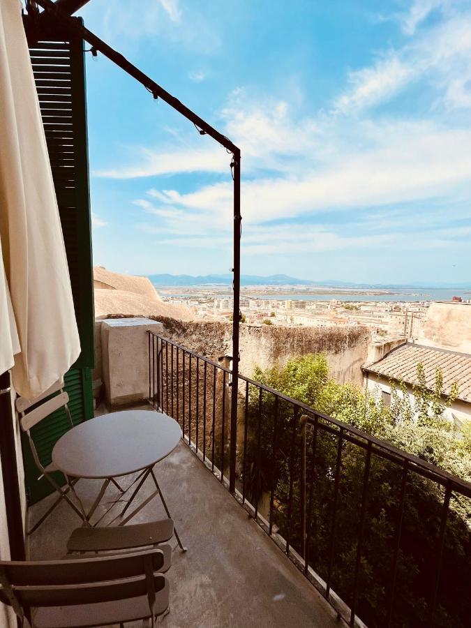 Apartament Antica Dimora La Madonnina, Residenza Storica Con Vista Incantevole A Cagliari Zewnętrze zdjęcie