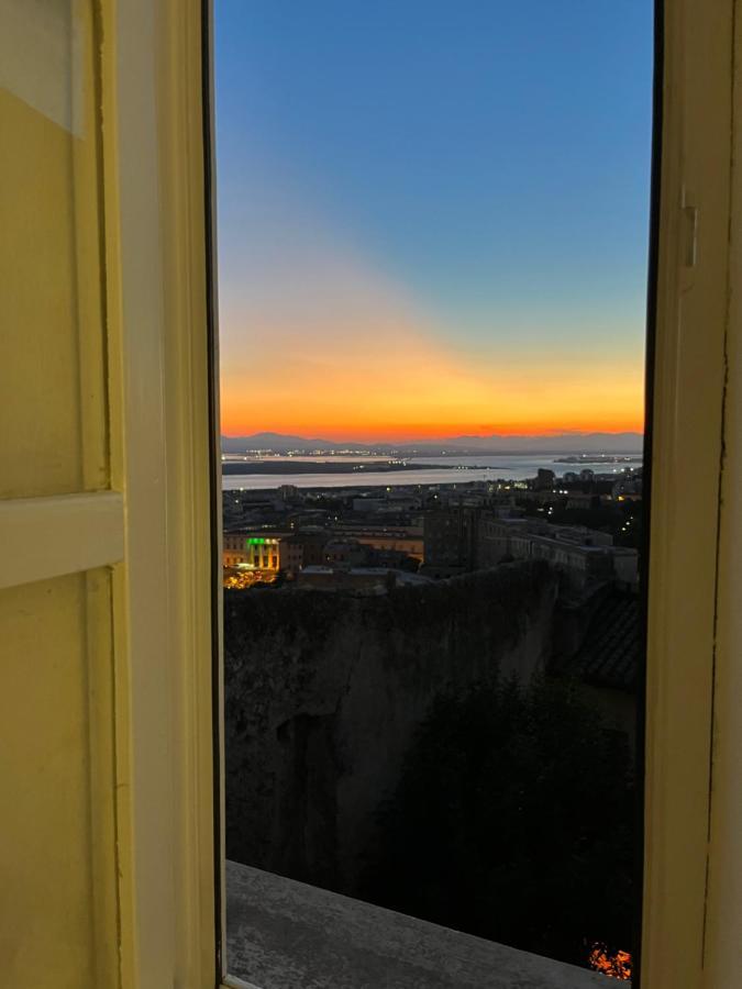 Apartament Antica Dimora La Madonnina, Residenza Storica Con Vista Incantevole A Cagliari Zewnętrze zdjęcie