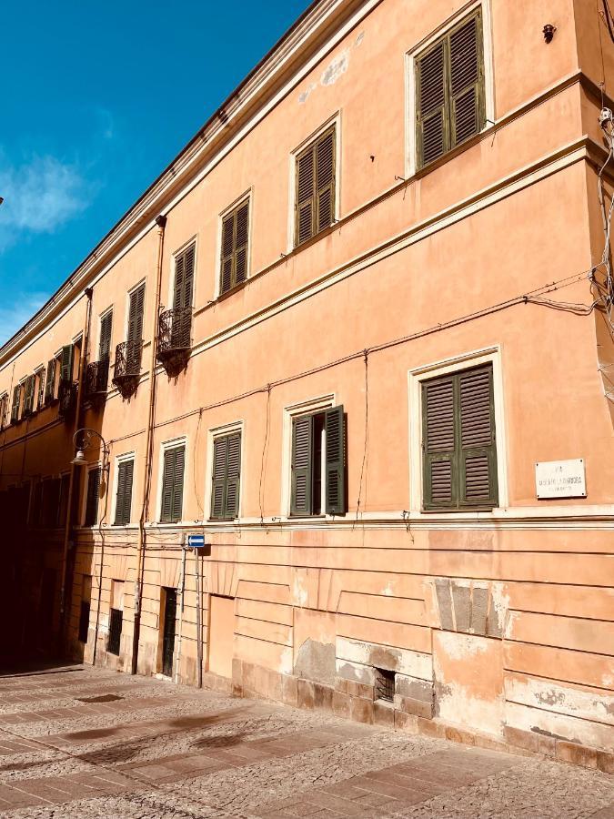 Apartament Antica Dimora La Madonnina, Residenza Storica Con Vista Incantevole A Cagliari Zewnętrze zdjęcie